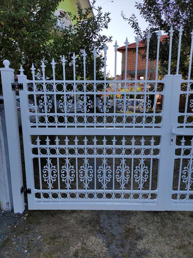 Delux Plast d.o.o. - ALU & PVC Stolarija